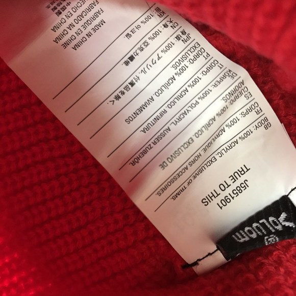 ⚡️Volcom Red Beanie Knit Hat - Picture 4 of 6